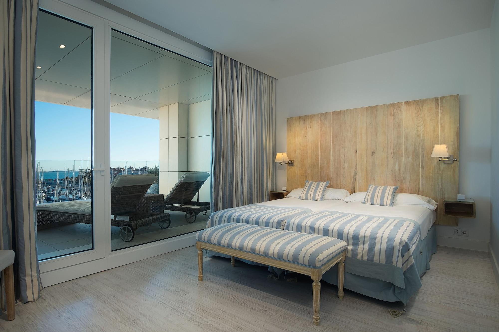 Suites Puerto Sherry El Puerto de Santa María Esterno foto