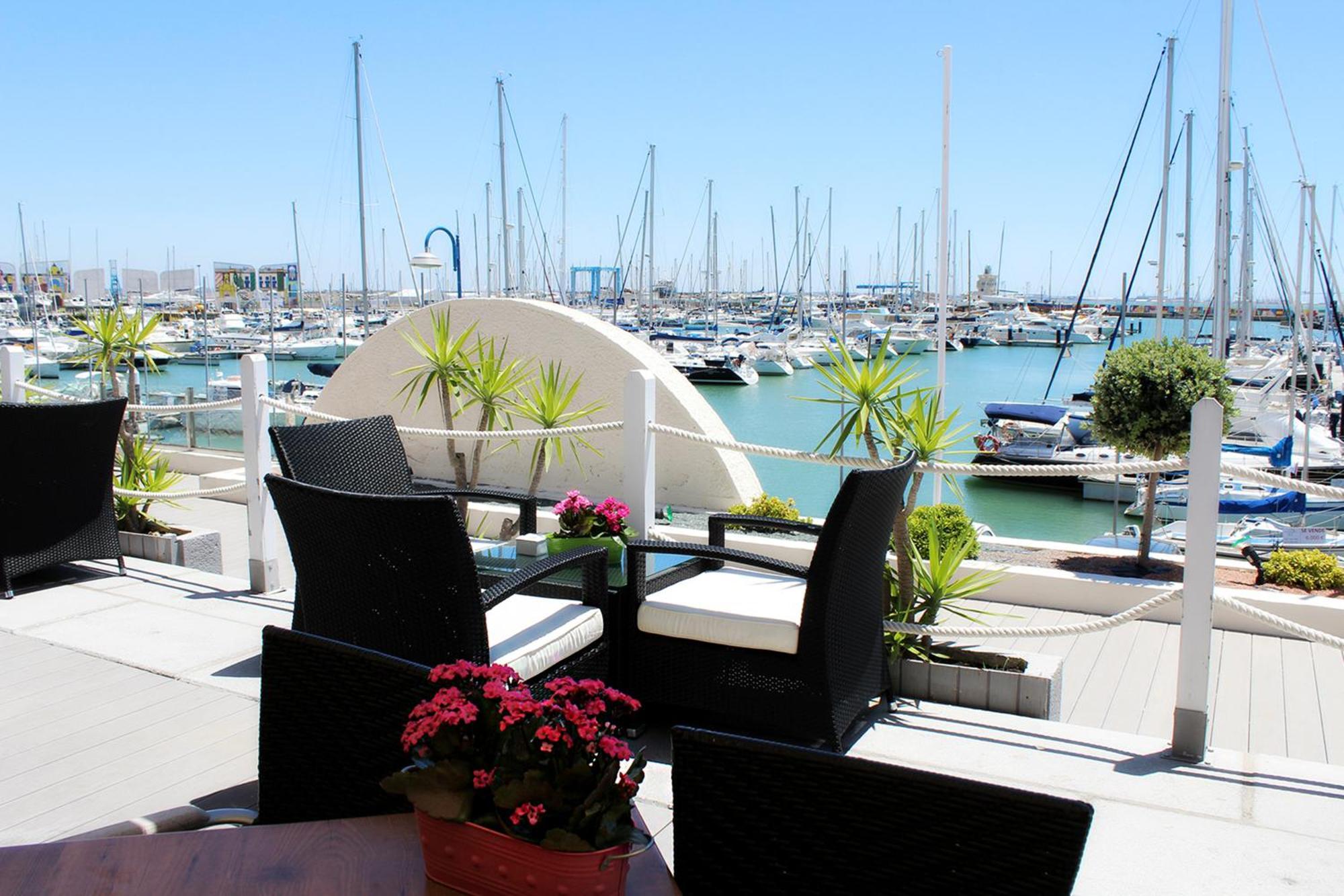 Suites Puerto Sherry El Puerto de Santa María Esterno foto