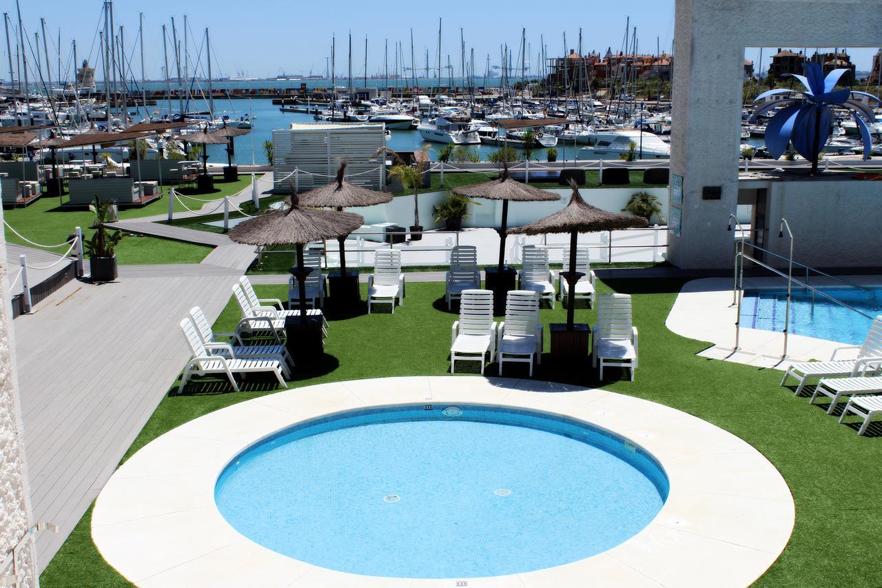 Suites Puerto Sherry El Puerto de Santa María Esterno foto